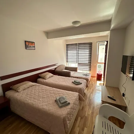 אוהריד Apartments Nora מראה חיצוני תמונה