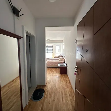 אוהריד Apartments Nora מראה חיצוני תמונה