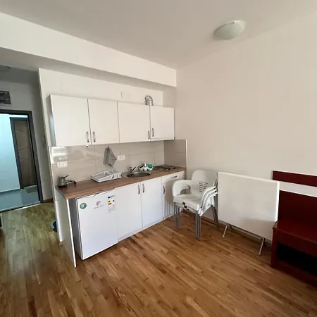 אוהריד Apartments Nora מראה חיצוני תמונה