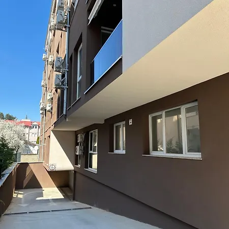 אוהריד Apartments Nora מראה חיצוני תמונה